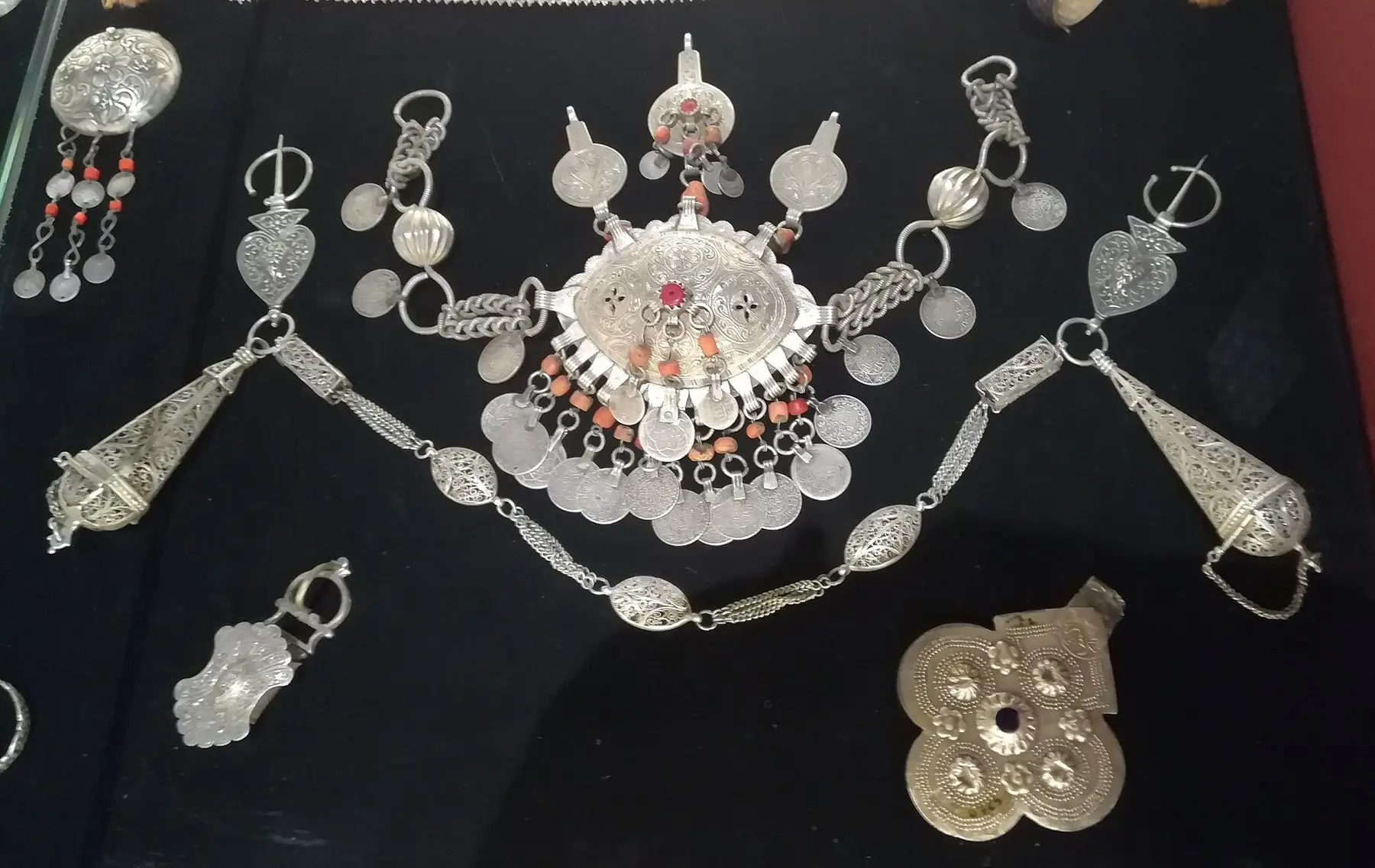 Moroccan Amazigh silver and coral jewellery like the pieces displayed in the museum